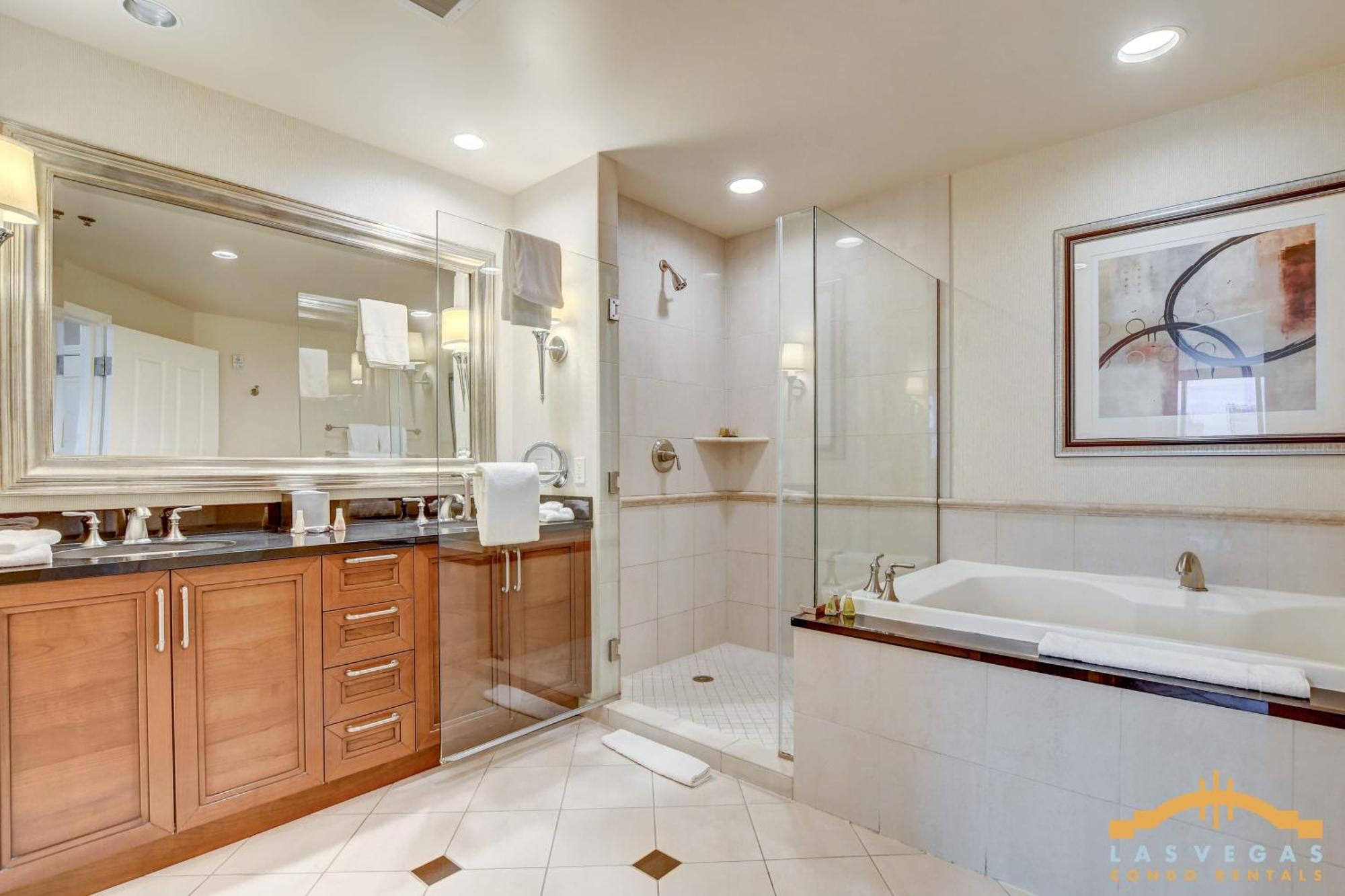 Mgm Signature-06-711 Strip View Jacuzzi Studio ลาสเวกัส ภายนอก รูปภาพ