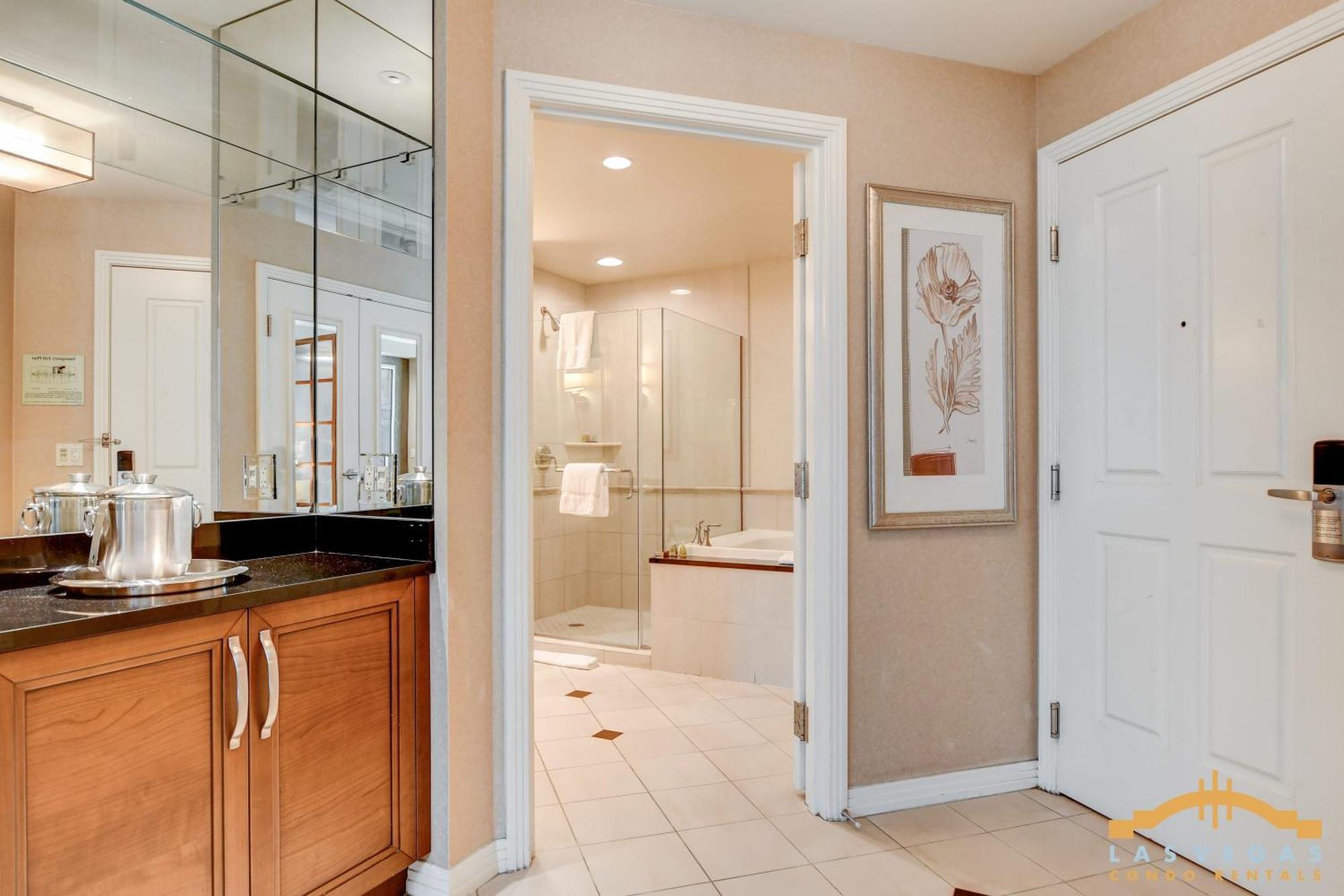Mgm Signature-06-711 Strip View Jacuzzi Studio ลาสเวกัส ภายนอก รูปภาพ